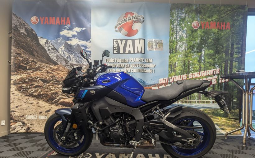 YAMAHA MT-10 5