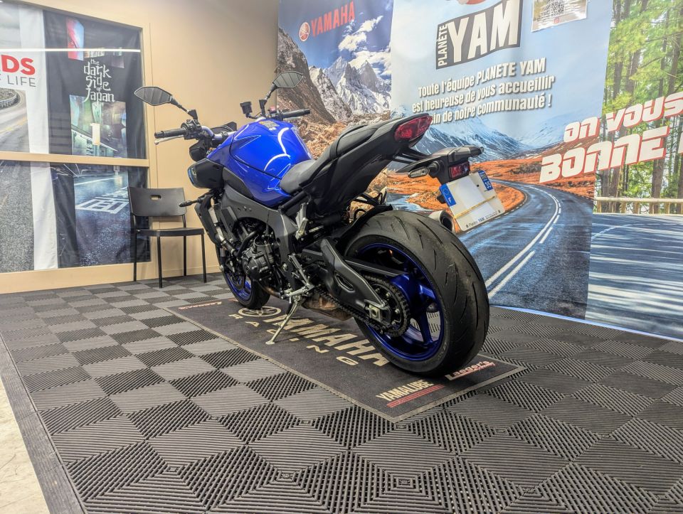 YAMAHA MT-10 7