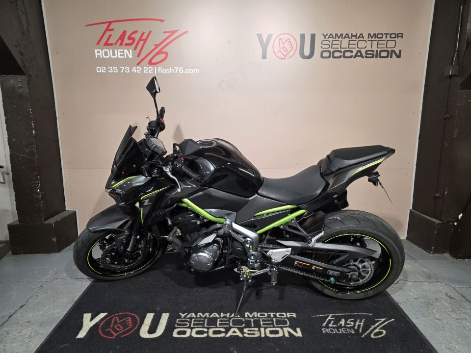 KAWASAKI Z 900 1