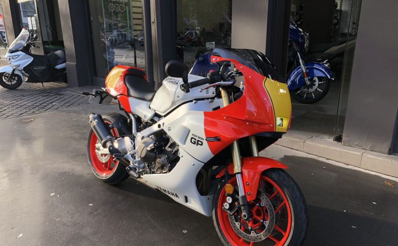 YAMAHA XSR 900 GP 0