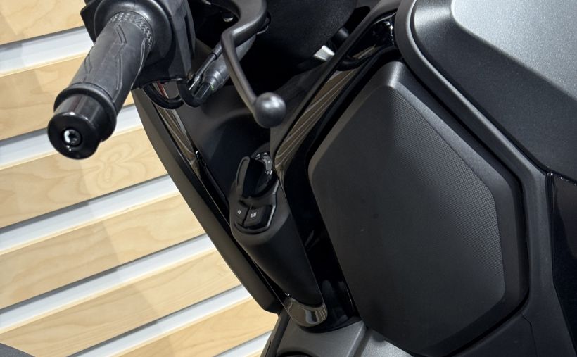 YAMAHA XMAX 125 3
