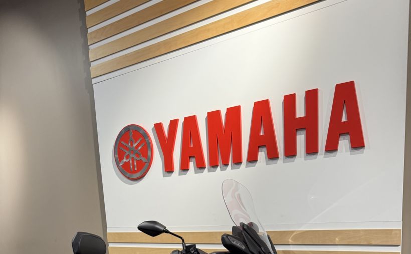 YAMAHA XMAX 125 4