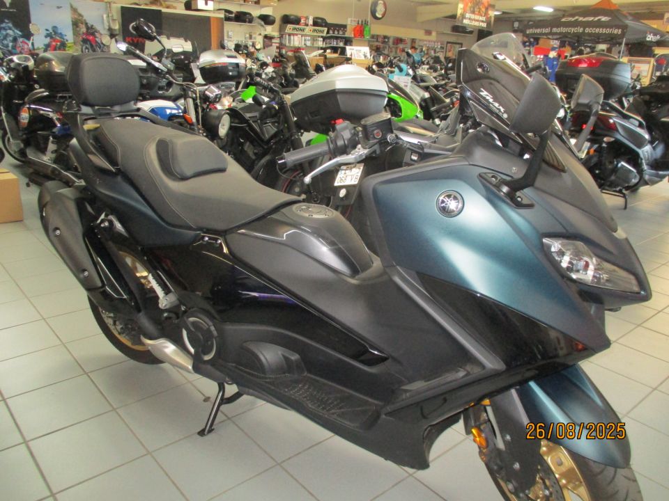 YAMAHA XP T-MAX 560 TECH MAX 30