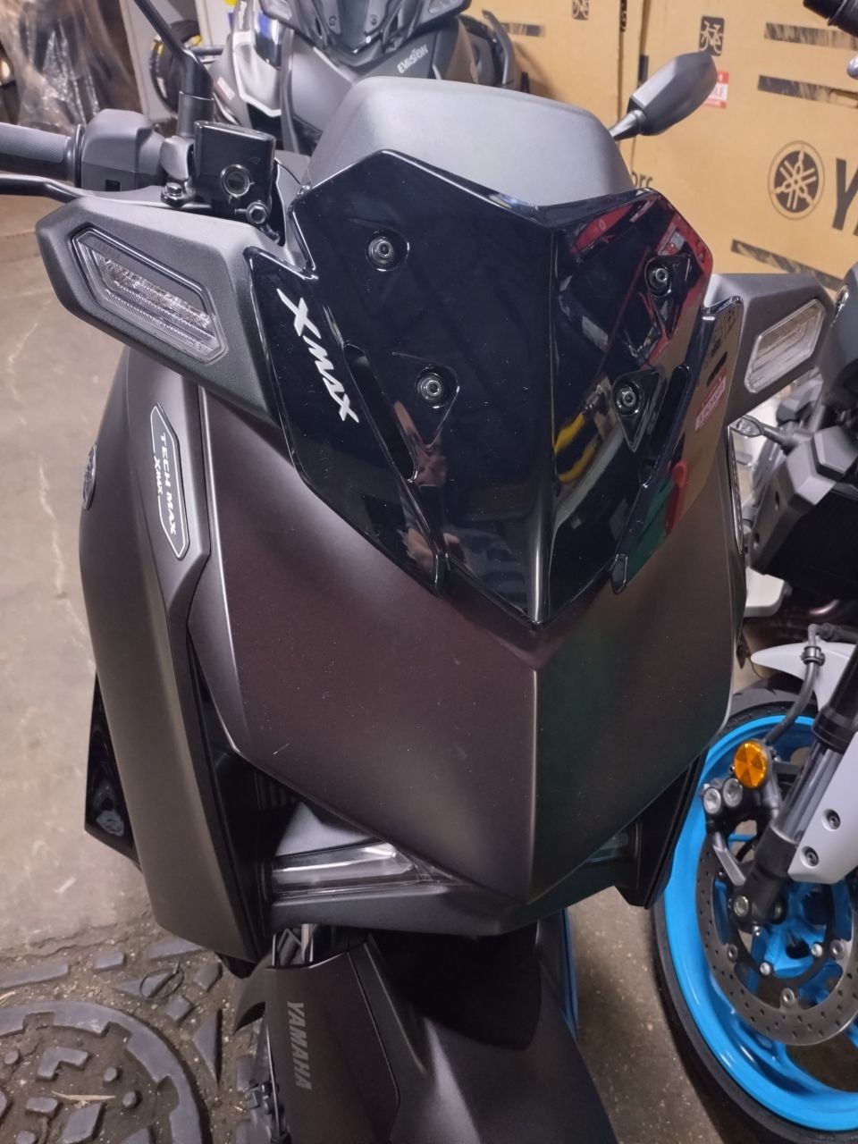 YAMAHA XMAX 300 Tech Max 0