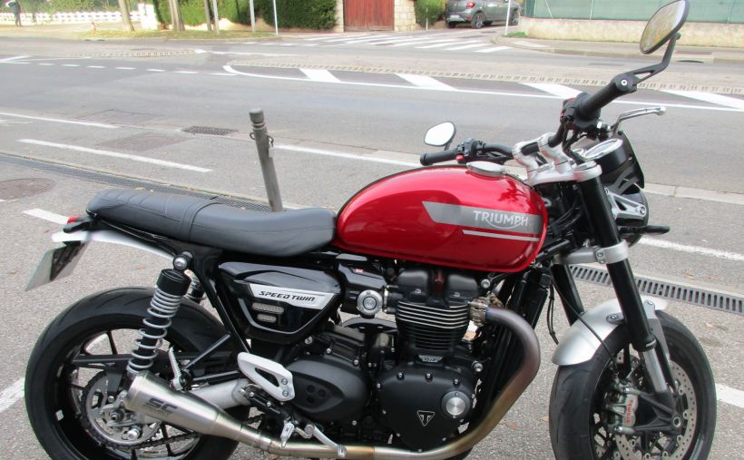 TRIUMPH SPEED TWIN 1200 2