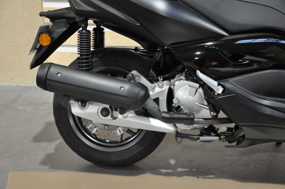 YAMAHA X-MAX 125 IRON MAX 5