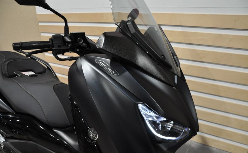 YAMAHA X-MAX 125 IRON MAX 8