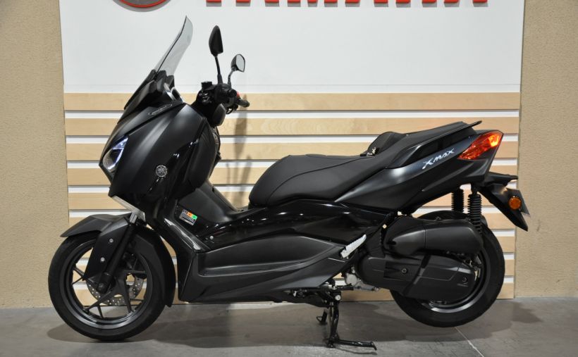 YAMAHA X-MAX 125 IRON MAX 9