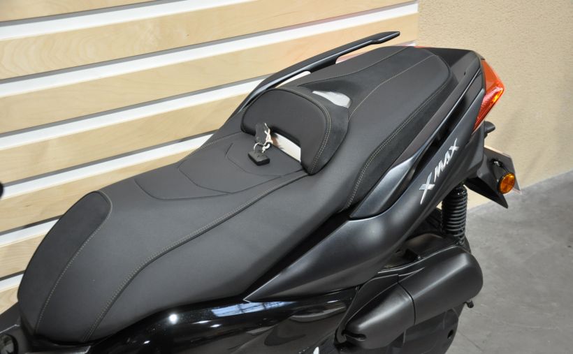 YAMAHA X-MAX 125 IRON MAX 11