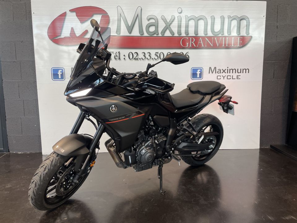 YAMAHA TRACER 7 6