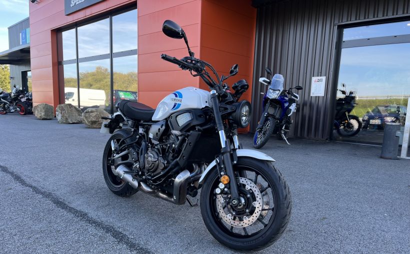 YAMAHA XSR 700 5