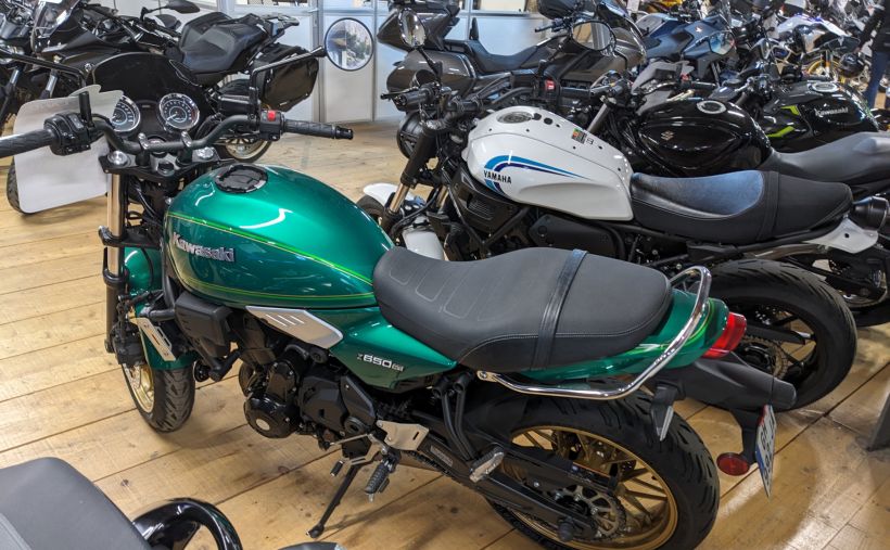 KAWASAKI Z 650 SE 1