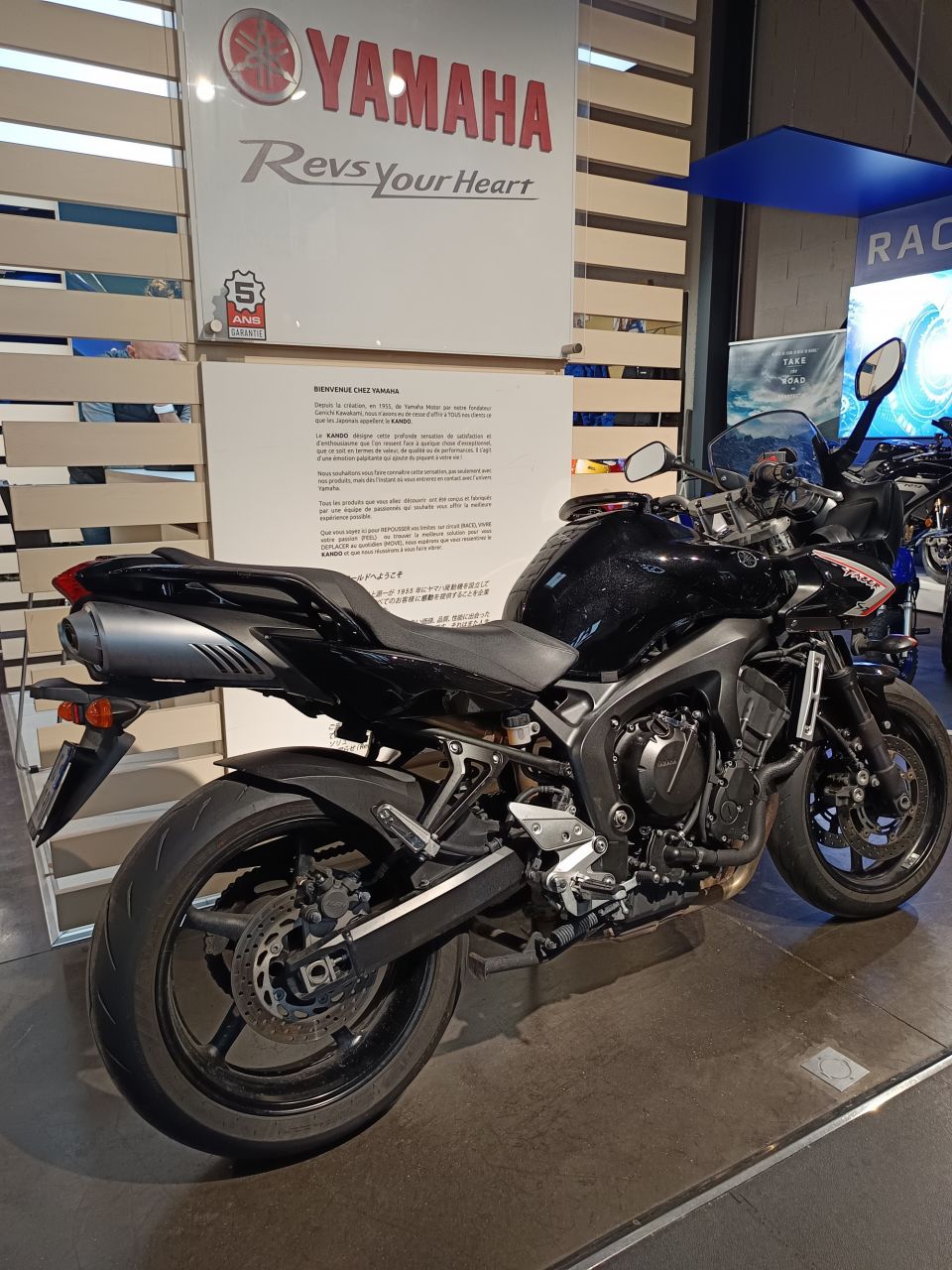 YAMAHA FZ6 600 FAZER S2 2