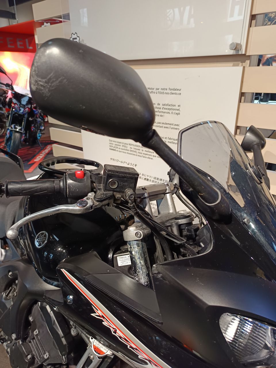 YAMAHA FZ6 600 FAZER S2 3