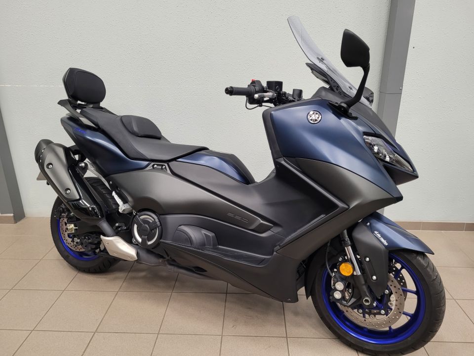 YAMAHA XP T-MAX 560 0