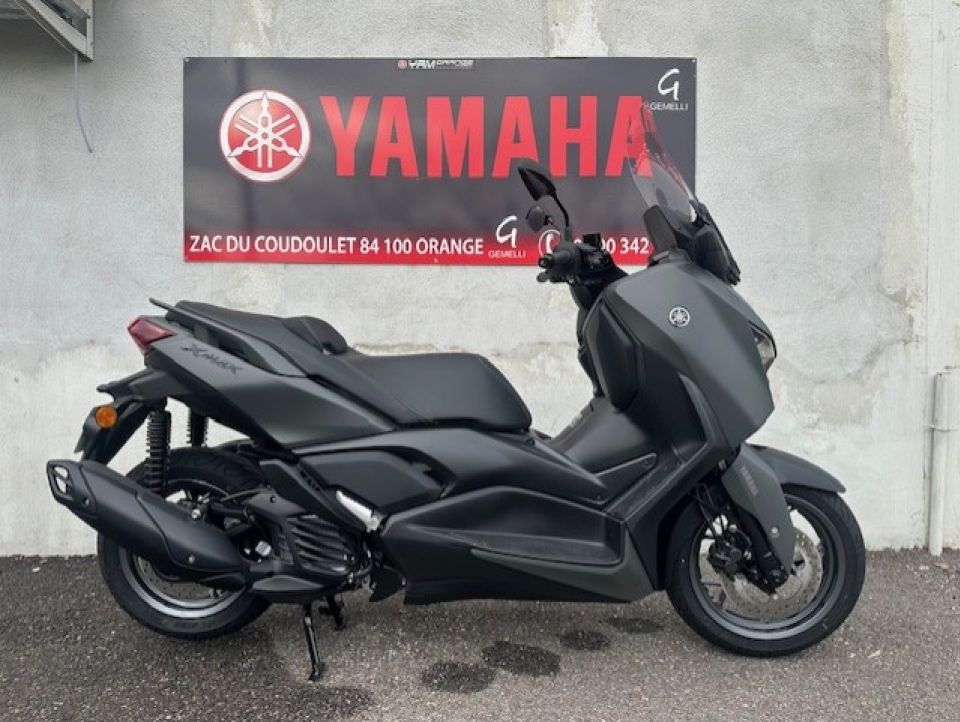 YAMAHA XMAX 125 0