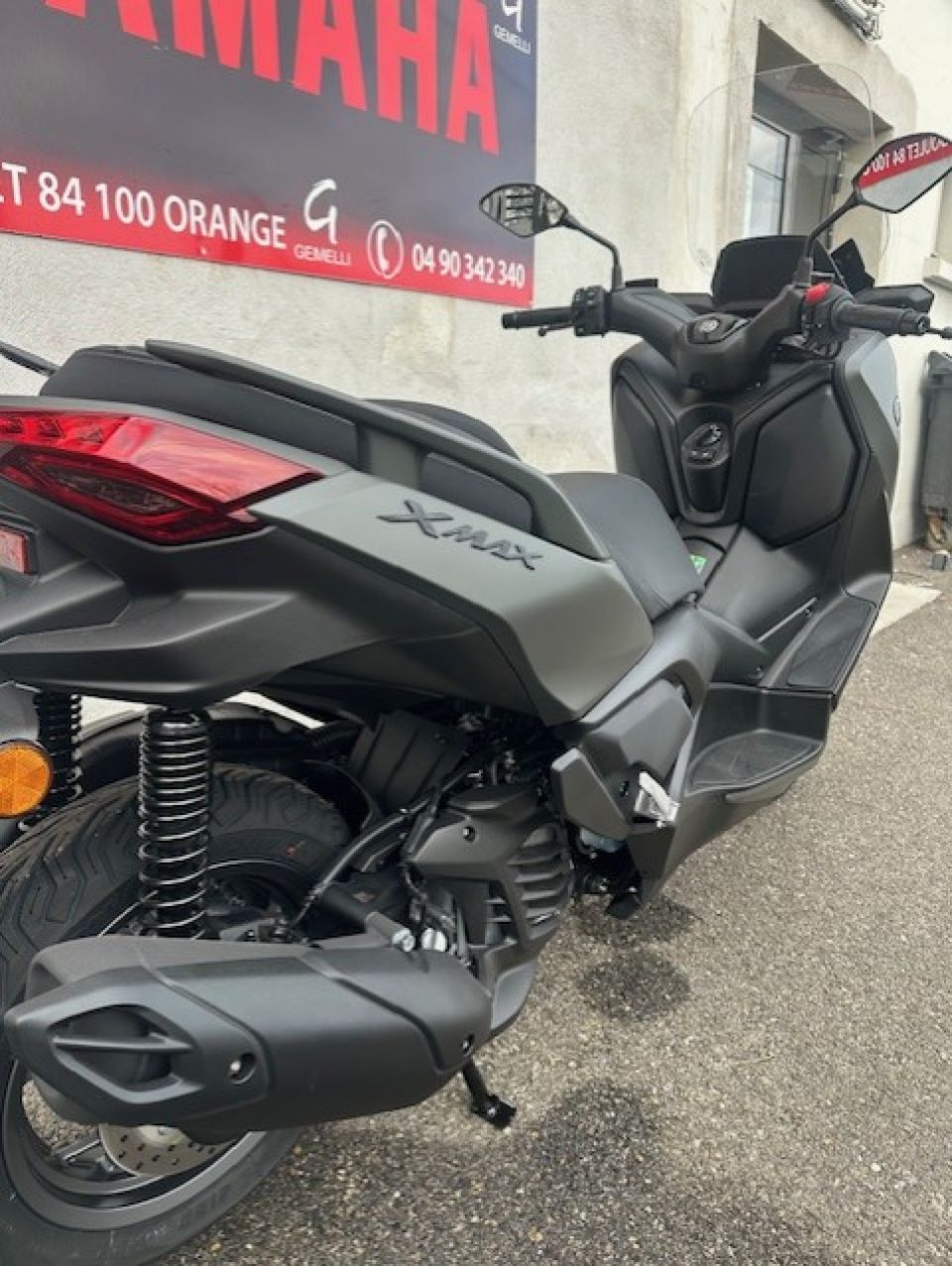YAMAHA XMAX 125 2