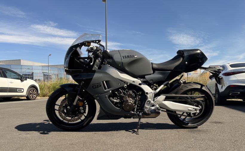 YAMAHA XSR 900 GP 0