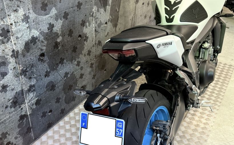YAMAHA MT-09 18