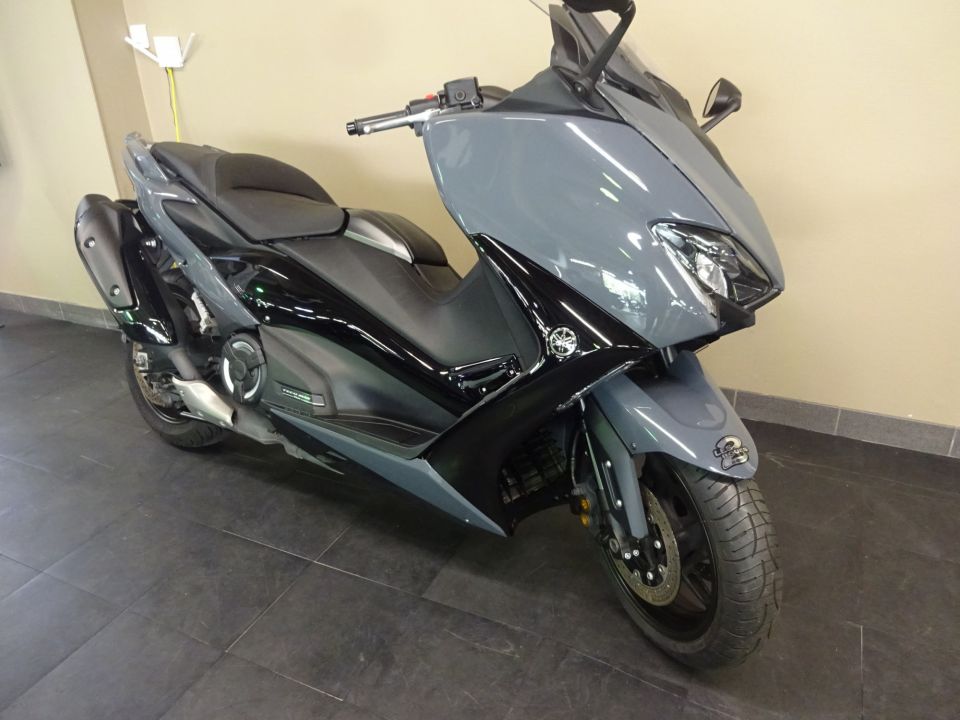 YAMAHA XP T-MAX 560 TECH MAX 1