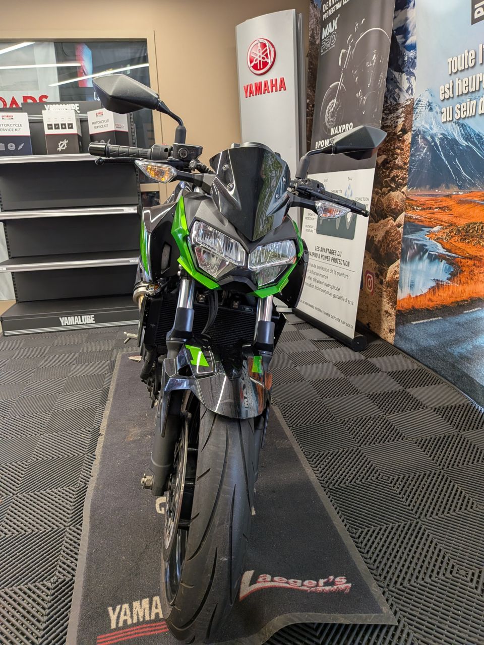 KAWASAKI Z400 3