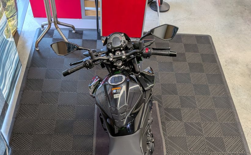 KAWASAKI Z400 4