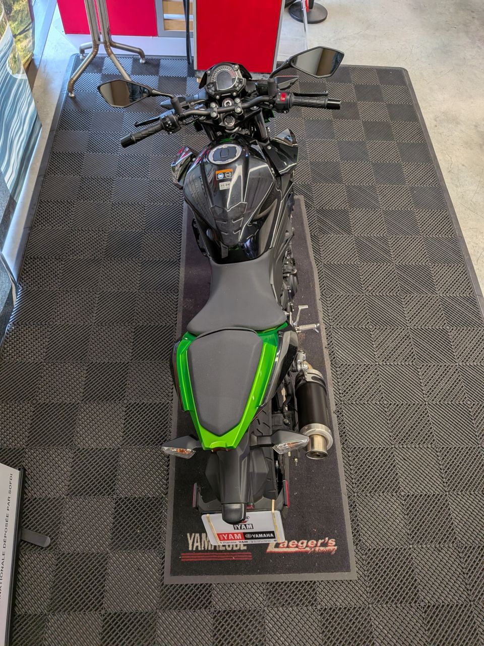 KAWASAKI Z400 4