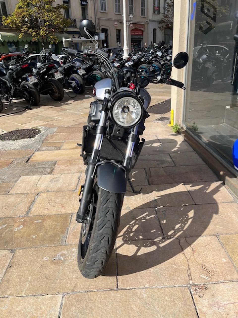 YAMAHA XSR 700 ABS 6