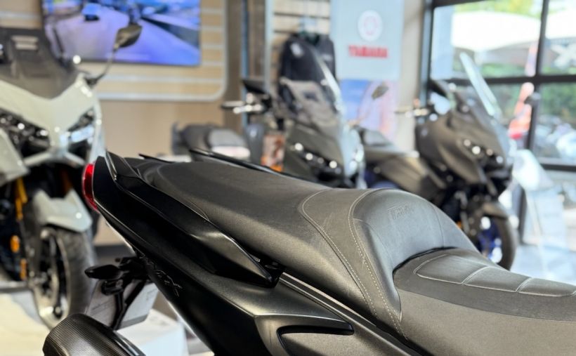 YAMAHA XP T-MAX 560 TECH MAX 1