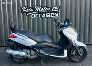 YAMAHA XMAX 125 - 2011