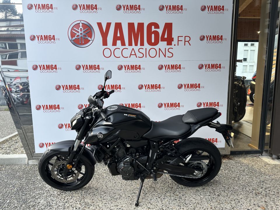YAMAHA MT-07 (47.5CV) 1