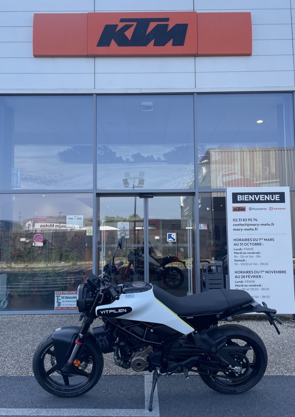 HUSQVARNA Vitpilen 125 26