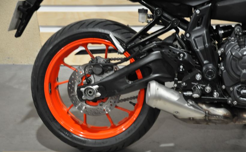 YAMAHA MT-07 (47.5CV) 3