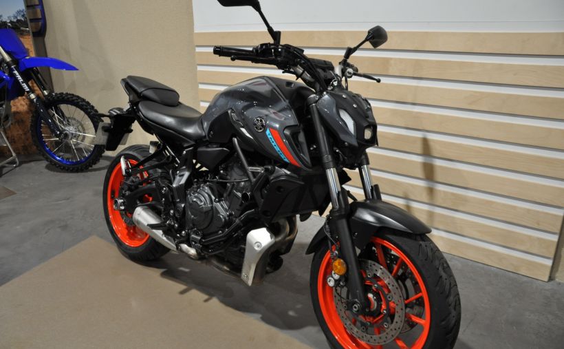 YAMAHA MT-07 (47.5CV) 6