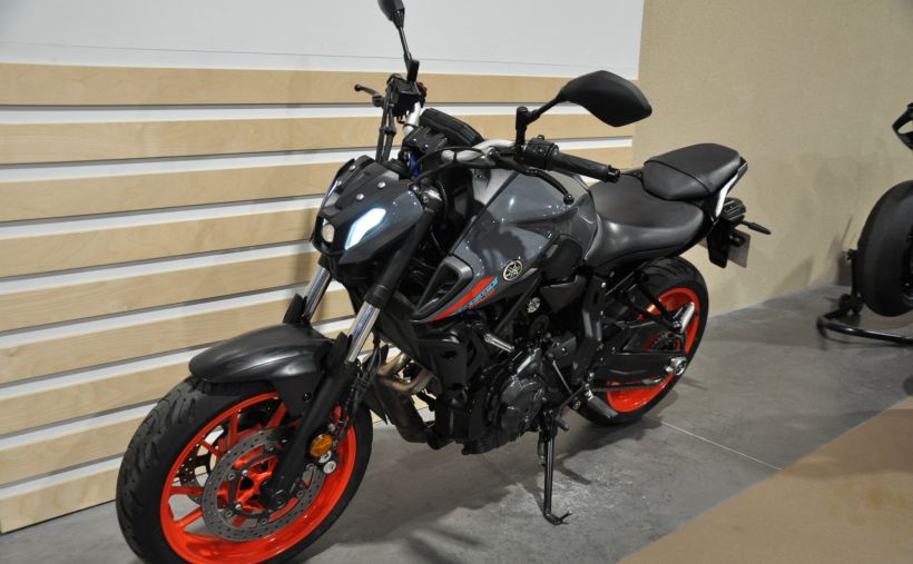 YAMAHA MT-07 (47.5CV) 13