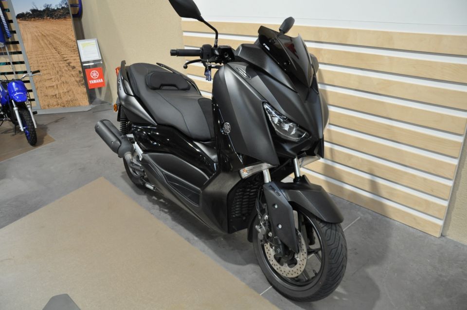 YAMAHA X-MAX 125 TECH MAX 5