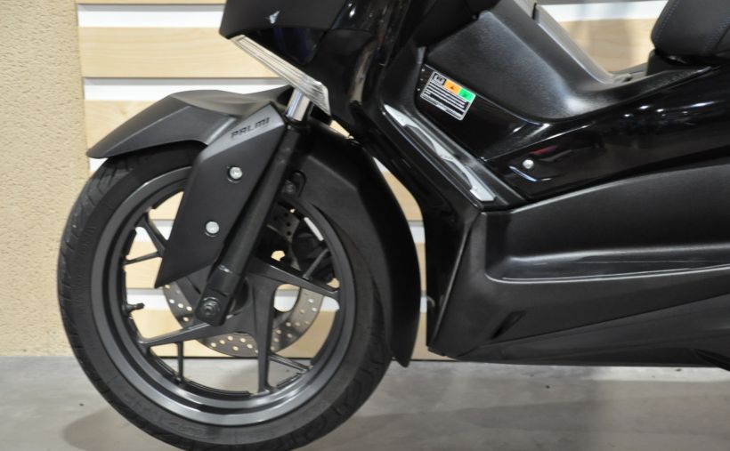 YAMAHA X-MAX 125 TECH MAX 9
