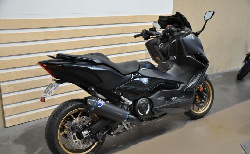 YAMAHA XP T-MAX 560 TECH MAX 3