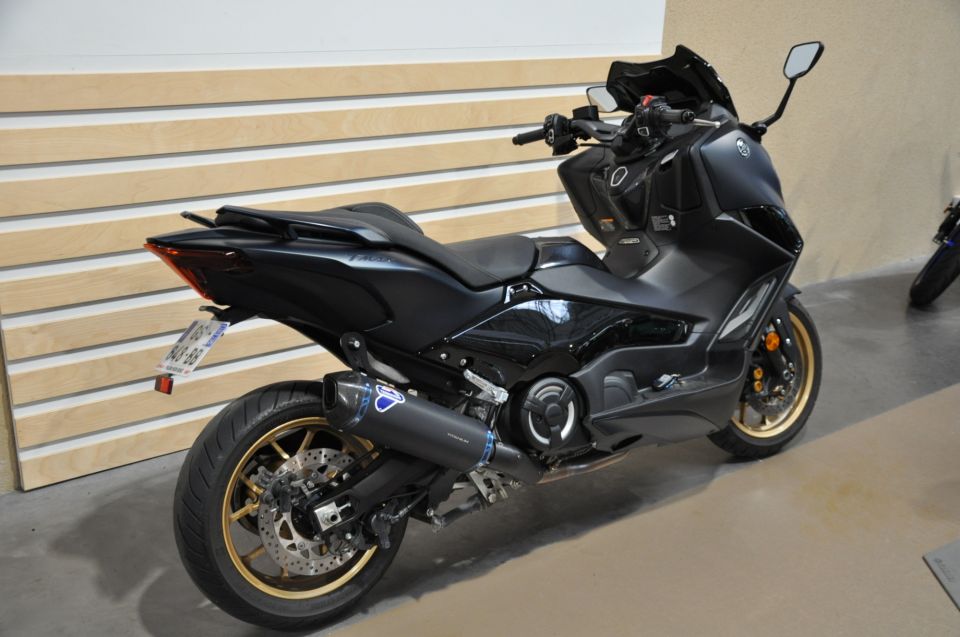 YAMAHA XP T-MAX 560 TECH MAX 3