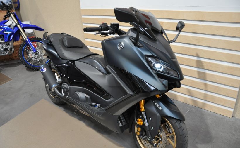 YAMAHA XP T-MAX 560 TECH MAX 4