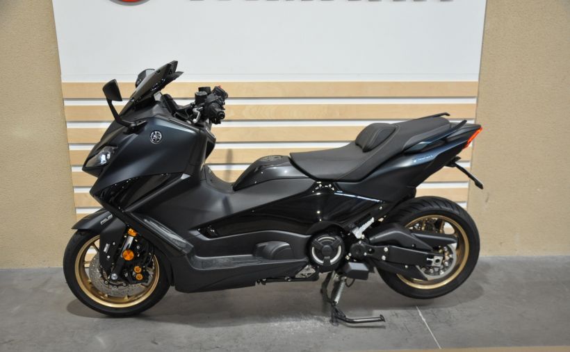 YAMAHA XP T-MAX 560 TECH MAX 6