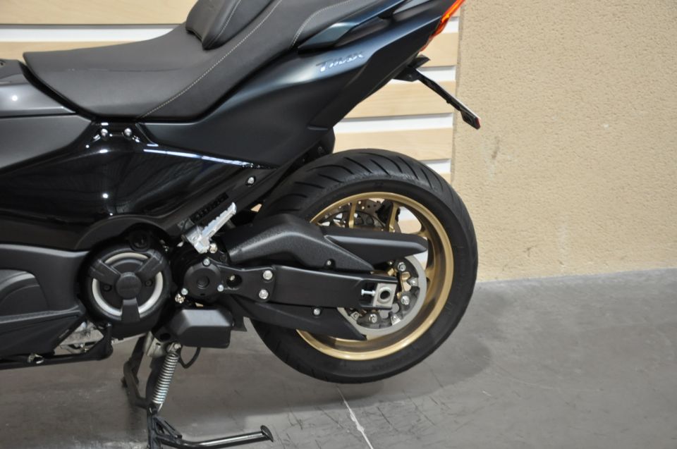 YAMAHA XP T-MAX 560 TECH MAX 7