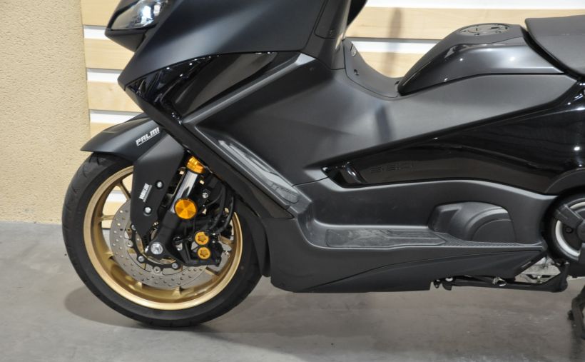 YAMAHA XP T-MAX 560 TECH MAX 8