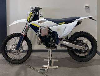 HUSQVARNA TE 300 - 2025