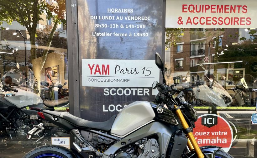 YAMAHA MT-09 SP 1