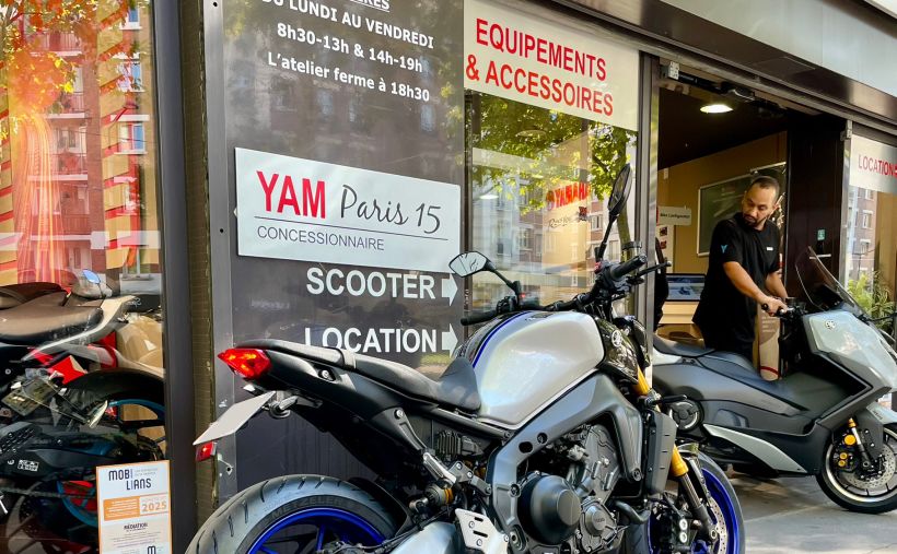 YAMAHA MT-09 SP 3