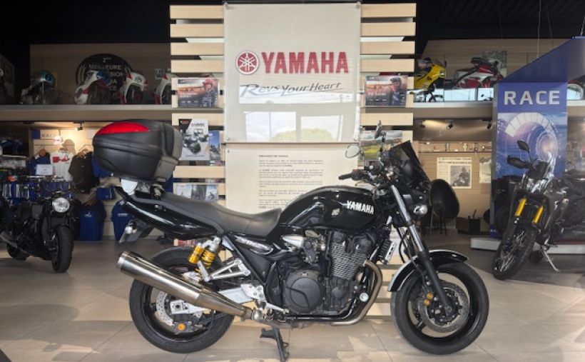 YAMAHA XJR 1300 OHLINS 112€/MOIS* GARANTIE 12 MOIS 0