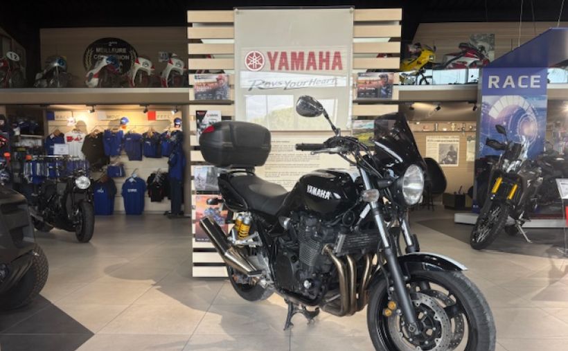 YAMAHA XJR 1300 OHLINS 112€/MOIS* GARANTIE 12 MOIS 1