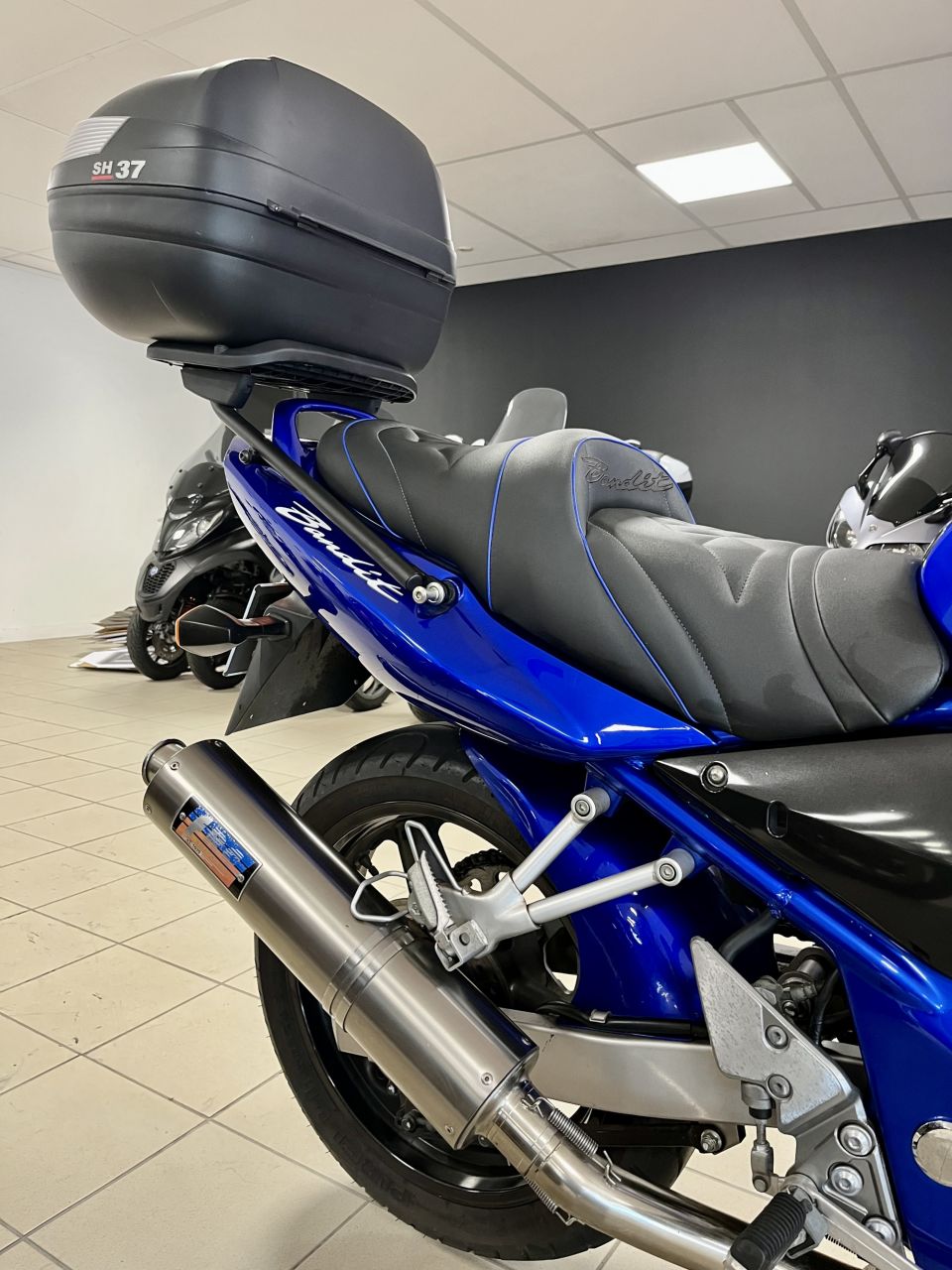 SUZUKI GSF 600 BANDIT 5