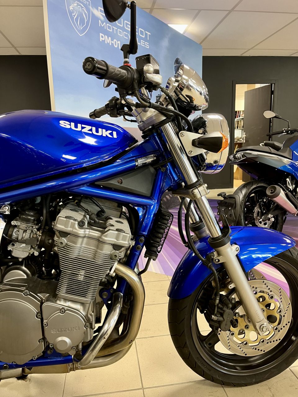 SUZUKI GSF 600 BANDIT 10